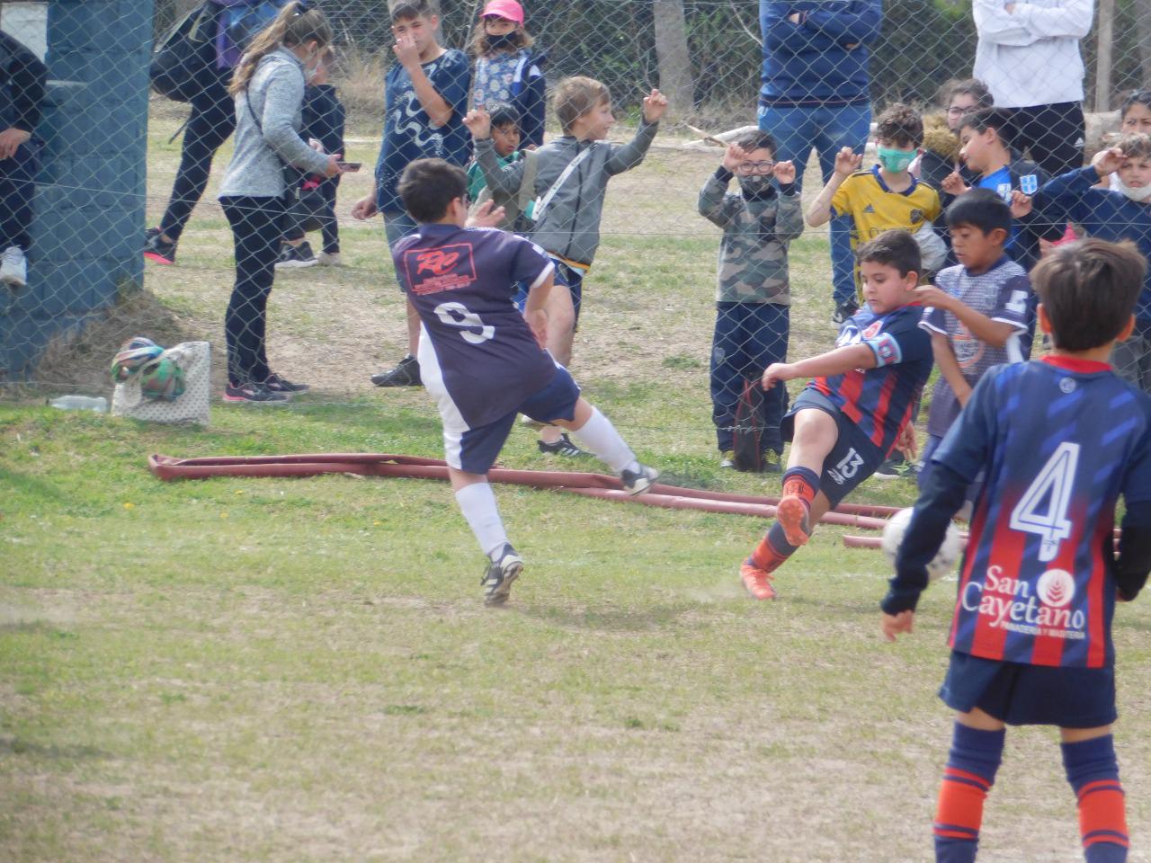 Atenas B vs Centro Social (24)