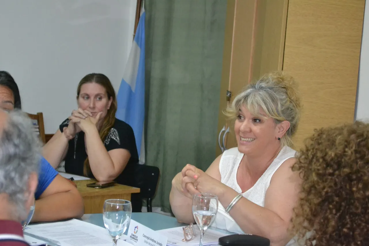 db1b9b79cd15a48a2feee01192922d1c08348b03