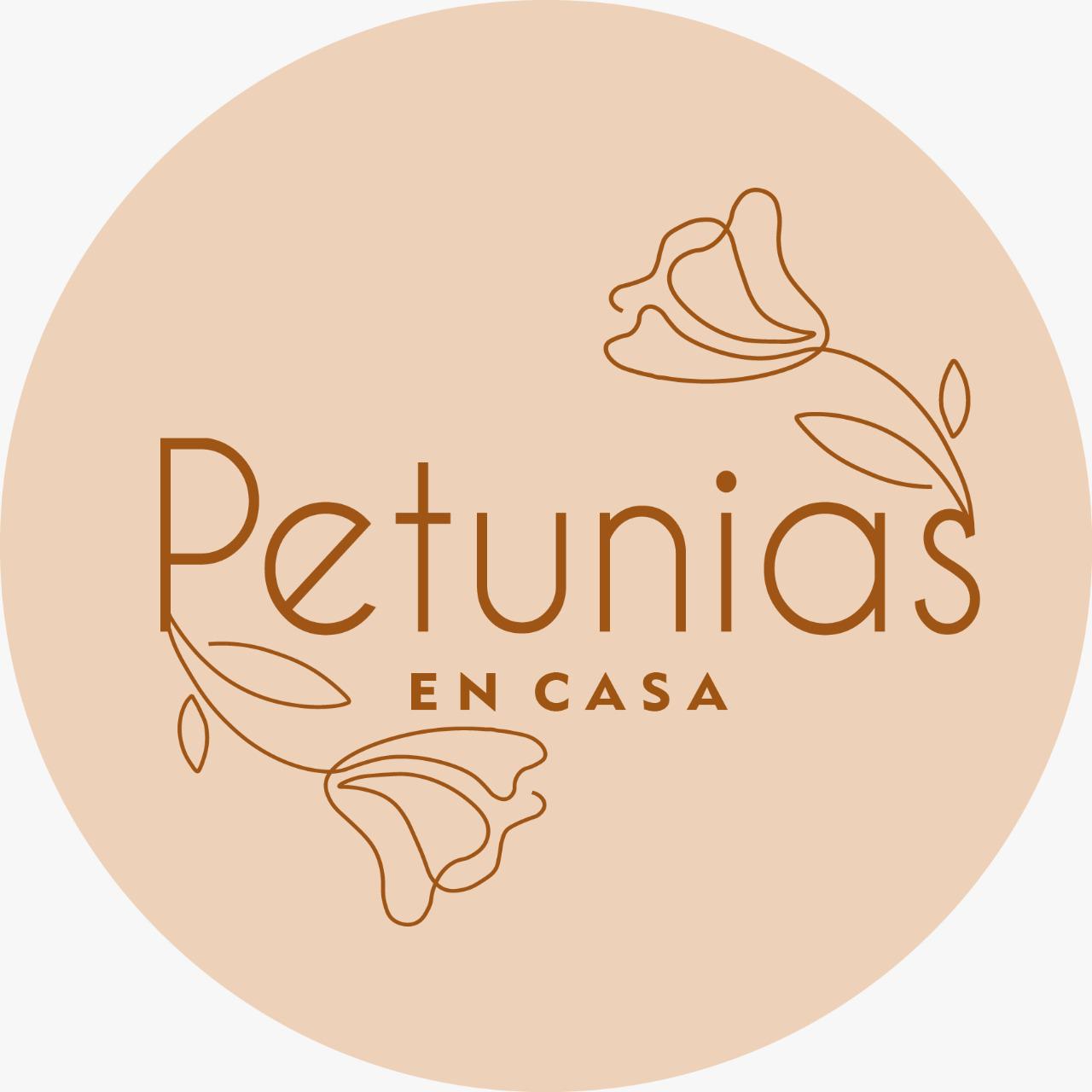 PETUNIAS EN CASA