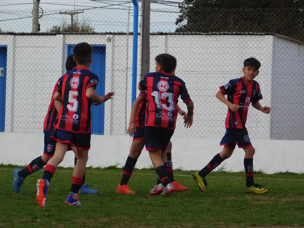 Infanto Juveniels Centro Social Roncedo Defensores Accion Juvenil (152)