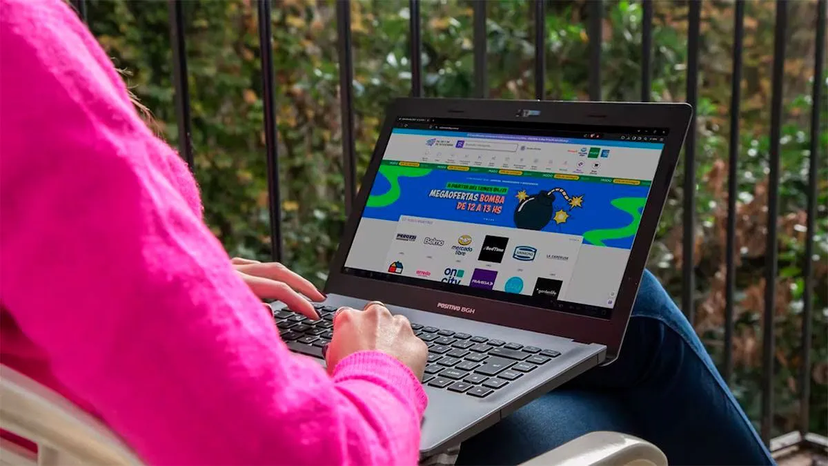 cyber-monday-500356-074347