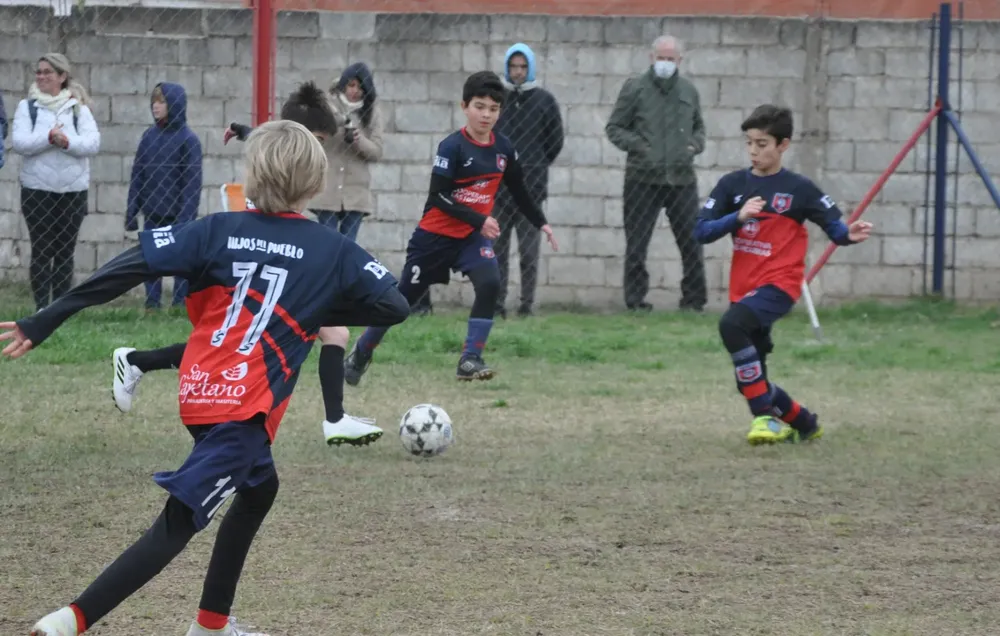 Centro Social Infanto Juvenil vs Social Recreativo Fusion (83)