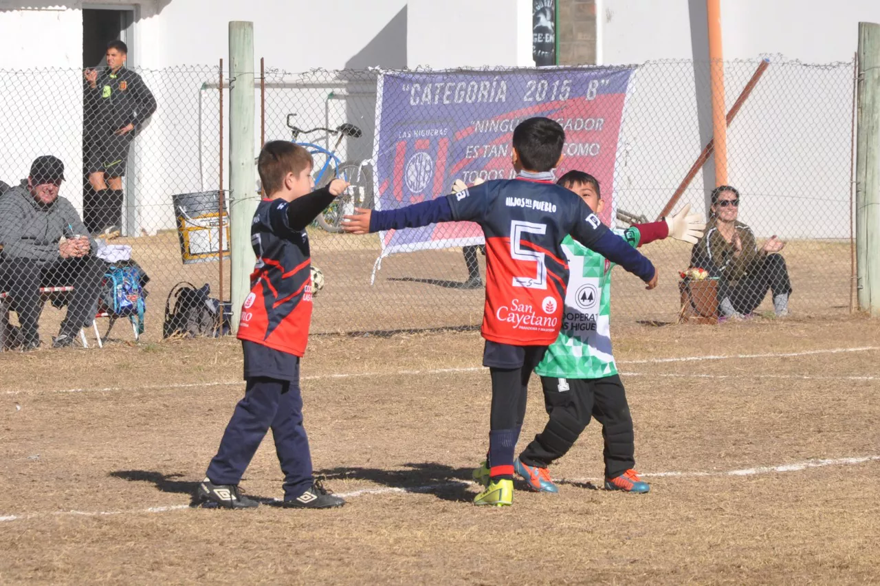 Centro Social vs Roncedo vs Deportivo Rio Cuarto (24)