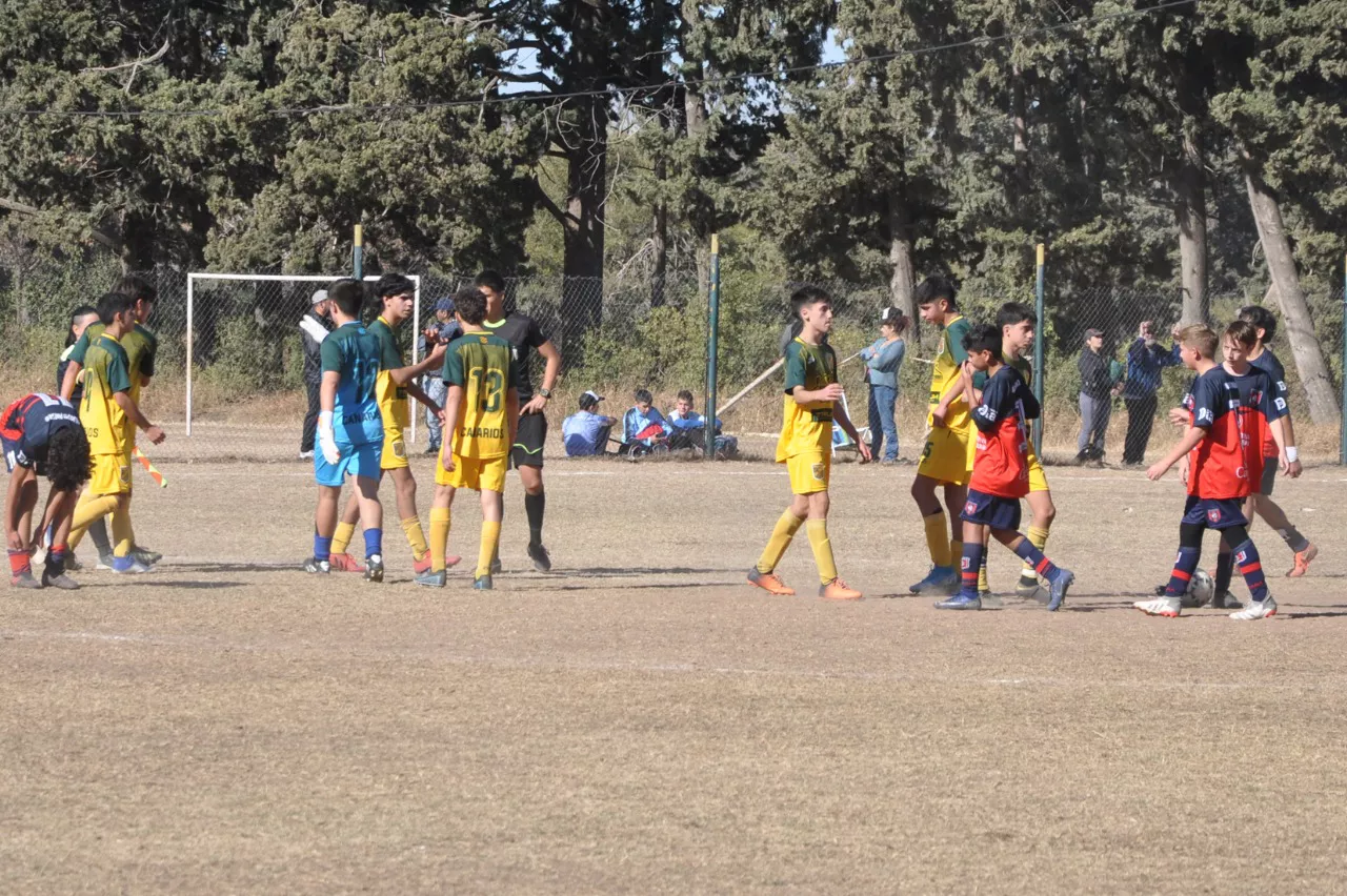 Centro Social vs Roncedo vs Deportivo Rio Cuarto (73)