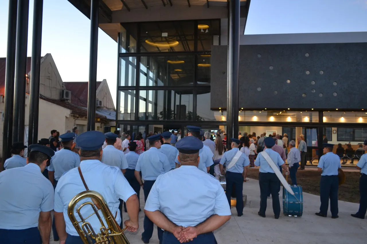Escudero Inauguración Municipalidad (4)