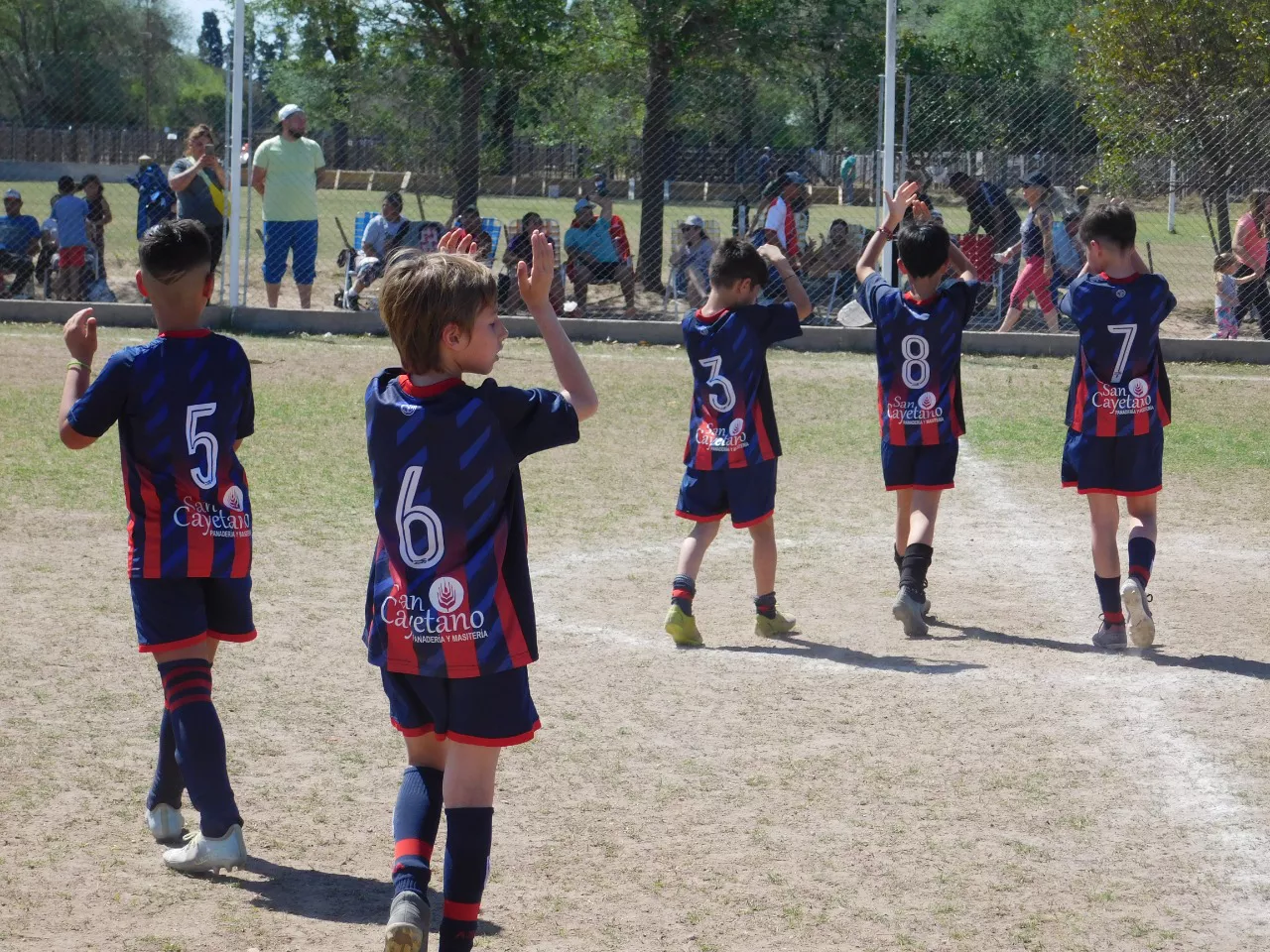 Centro Social vs Alberdi B vs San Cayetano (18)