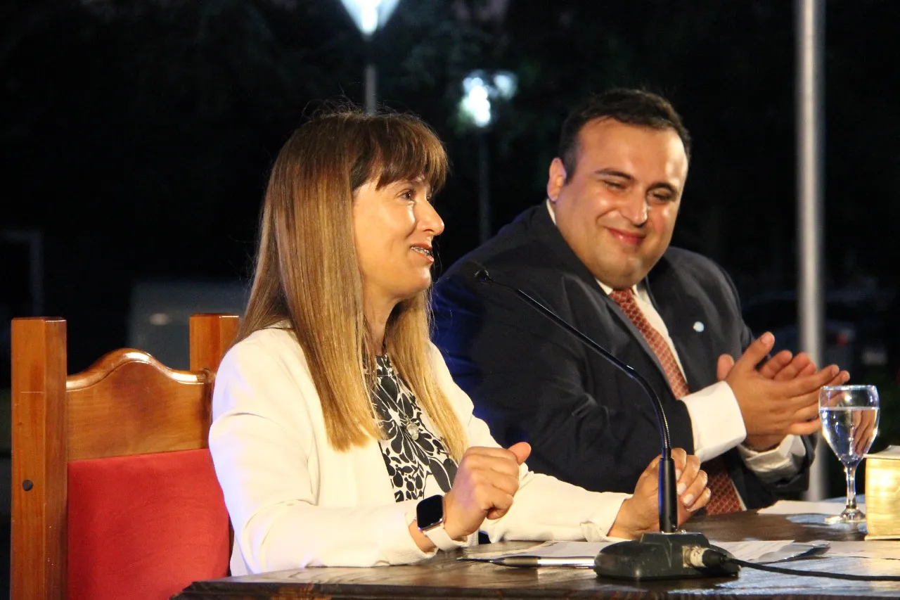 de6eadac8119be39870384ebe4f6aacb07d6d157