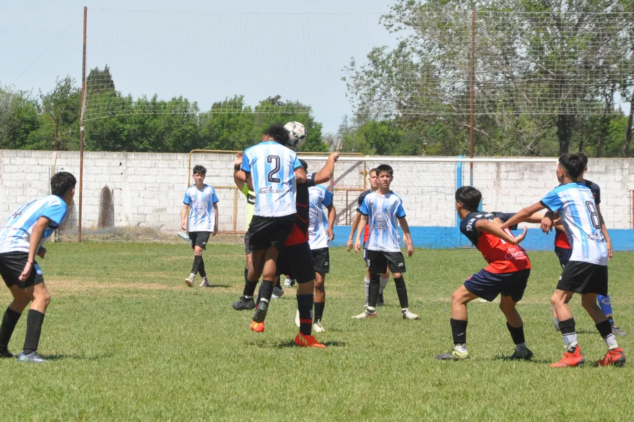 Centro Social vs Alberdi B vs San Cayetano (151)