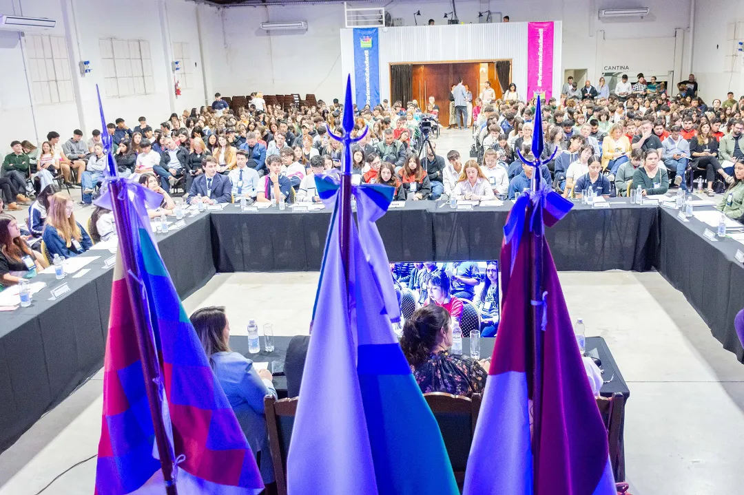 PARLAMENTO ESTUDIANTIL 