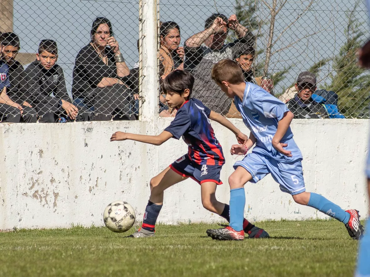 Centro Social vs Municipal Adelia María vs Juventud Unida (42)