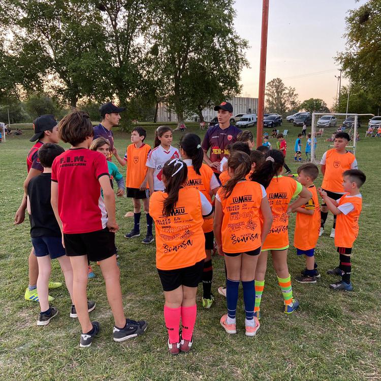 ENCUENTRO PEQUEÑOS GIGANTES (7)