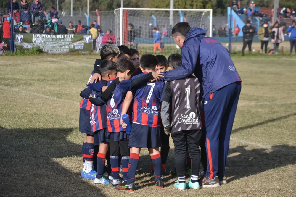 Centro Social vs Correos vs Defensores de Alberdi Socialeritas (102)