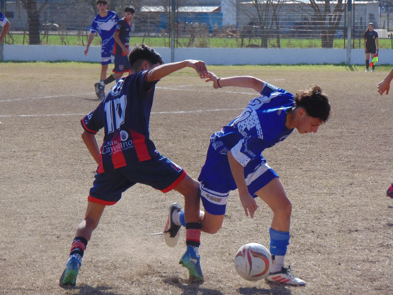 d4dbb6e21ca946019e0bf572ead3c45d