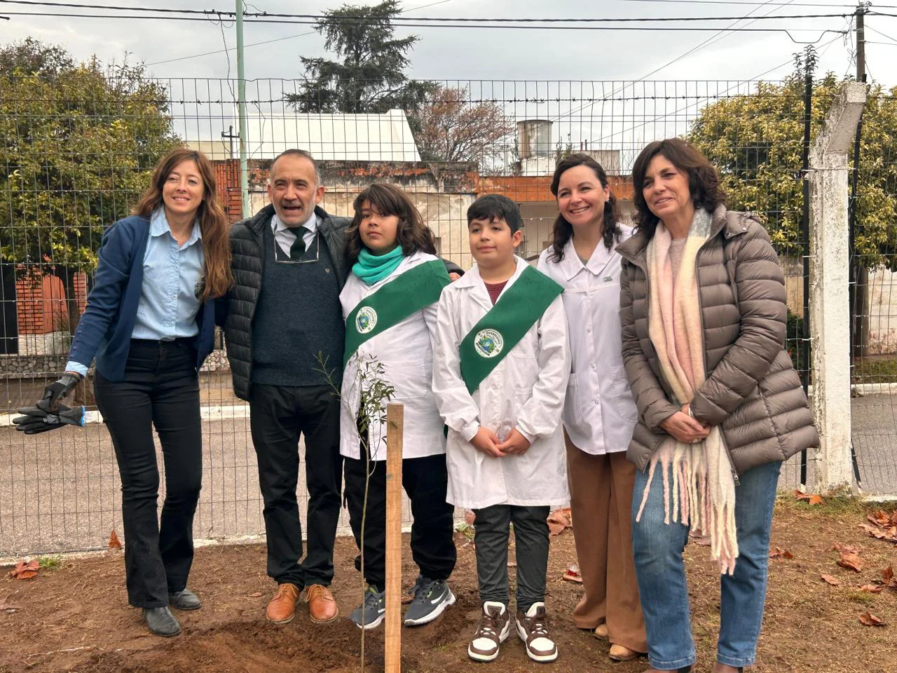 GUARDIANES DEL MEDIO AMBIENTE  ACTO  (10)