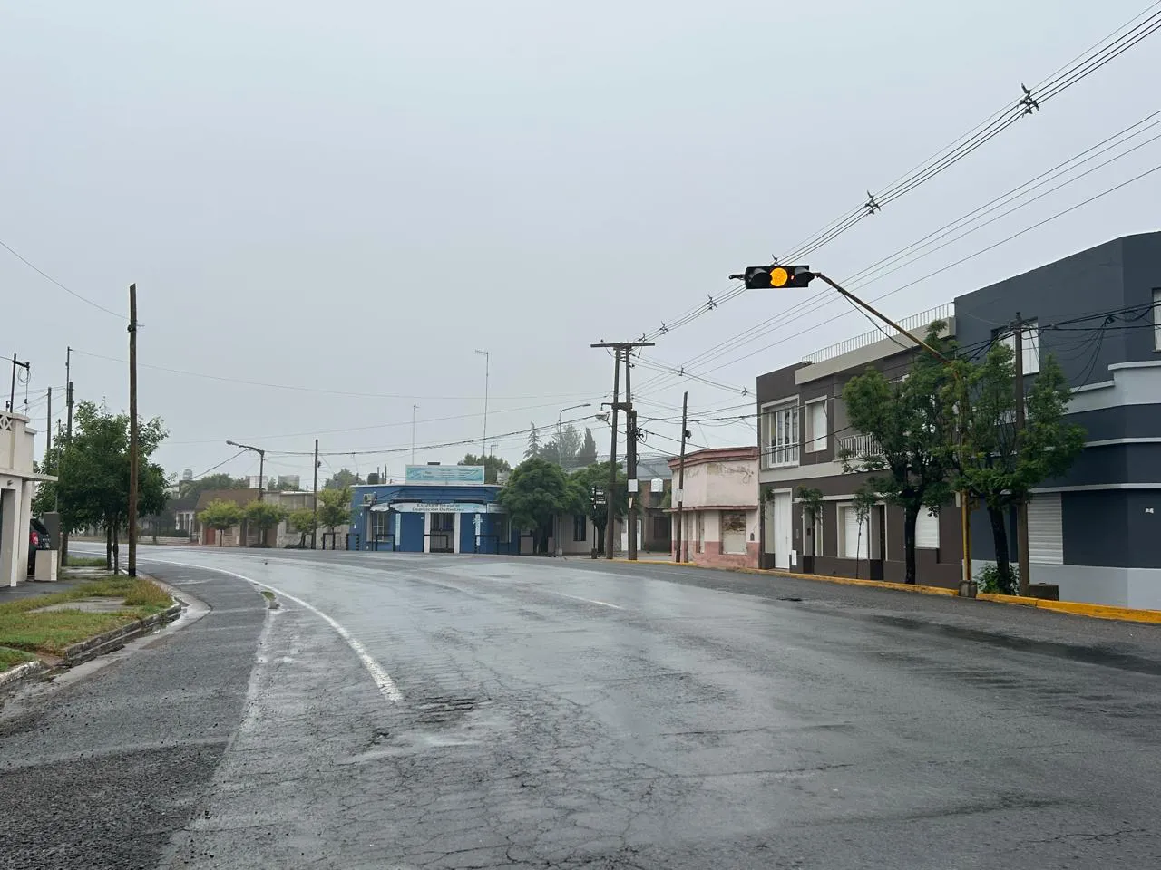 LUNES 1