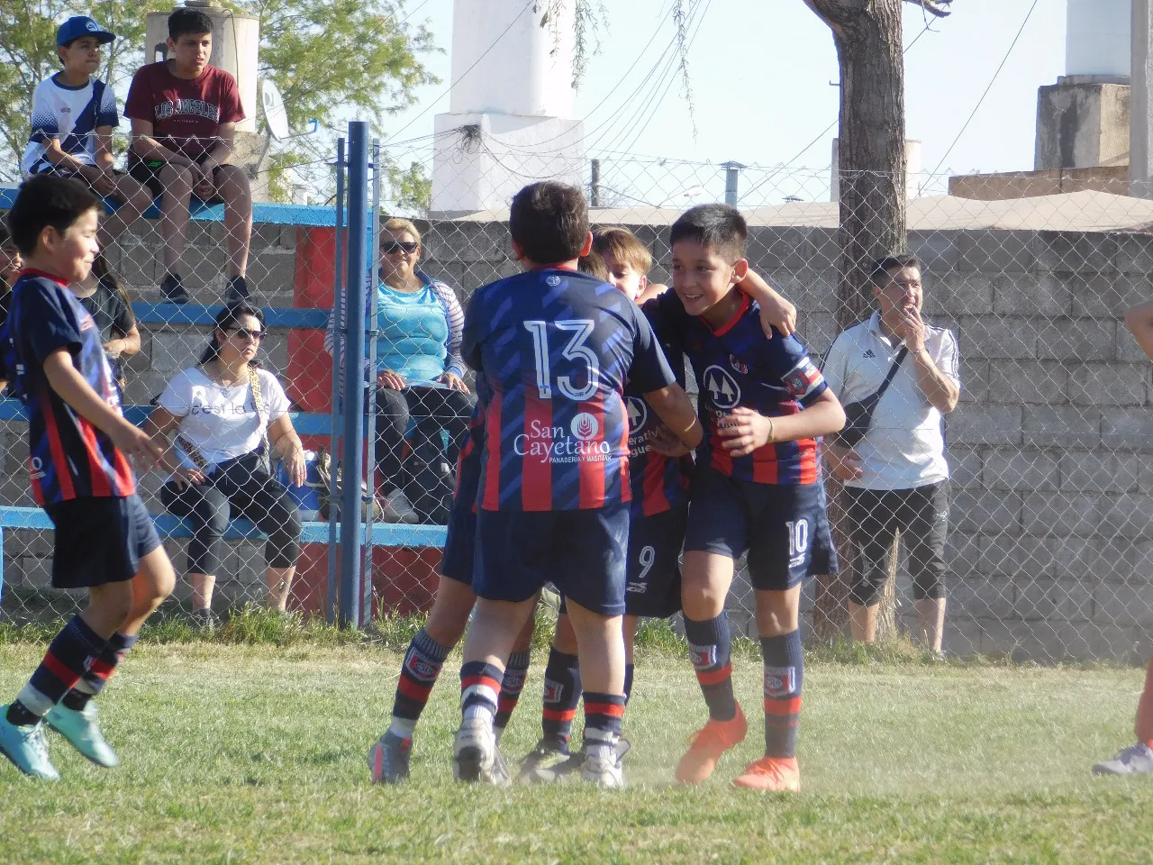Centro Social San Cayetano Santa Paula Socialeritas Dia de la Madre (230)