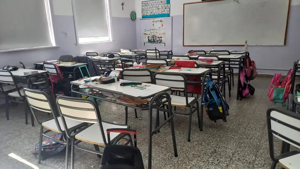 CE JORGE NEWBERY (1)