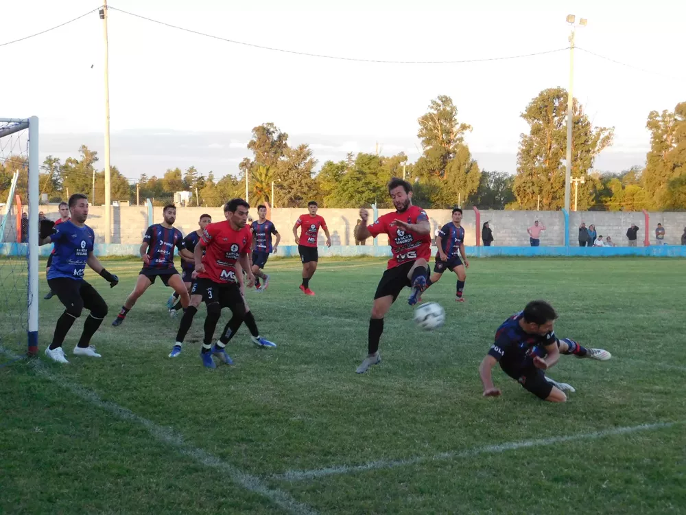 Fecha 4 Centro Social vs Los Incas (54)