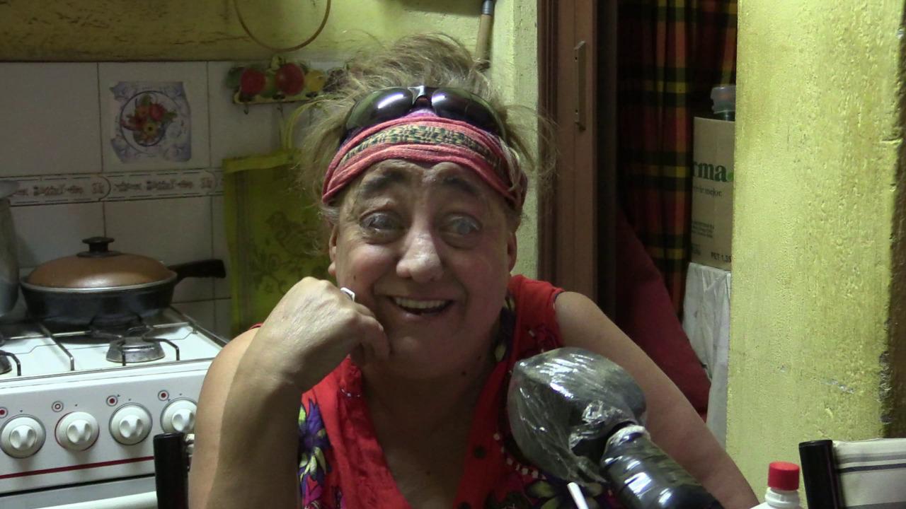 CLAUDIA BUSTOS