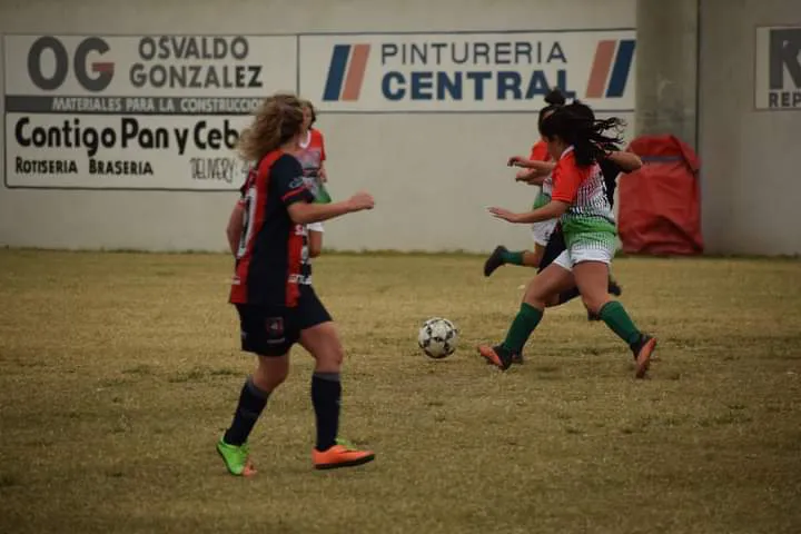 Centro Social Socialeras vs Juventud Unida  (11)