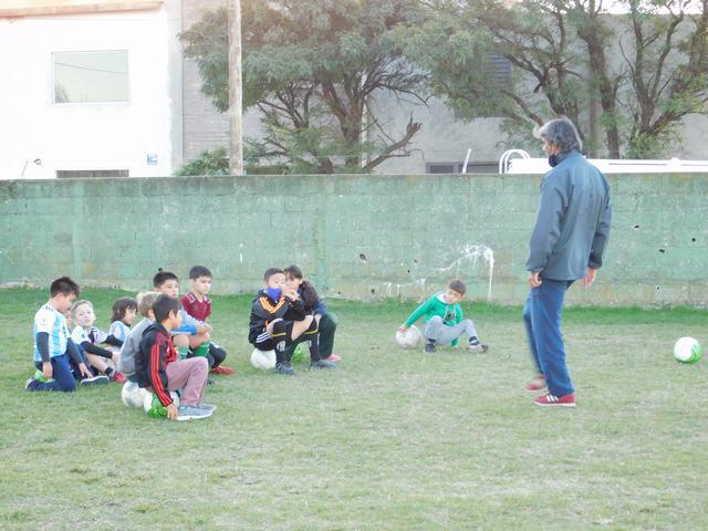 POLIDEPORTIVO MAYO (14)