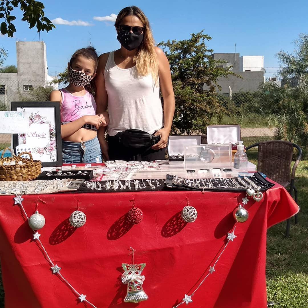 FERIA NAVIDEÑA PRESENCIAL  (22)