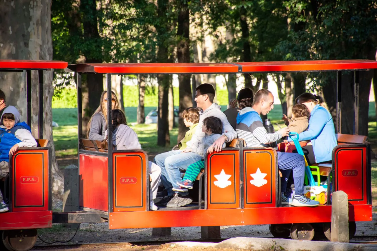 PARQUE SARMIENTO (1)