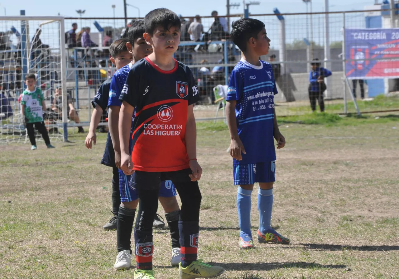 Centro Social vs Defensores de Alberdi vs Juventud Unida Río Cuarto (133)