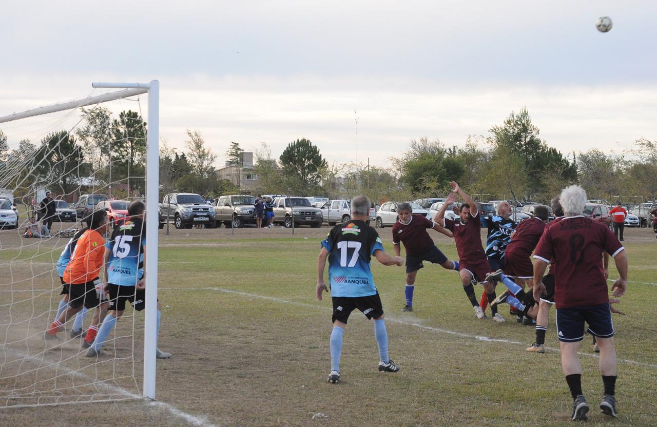 Liga Senior de Las Higueras Fecha 6 (15)