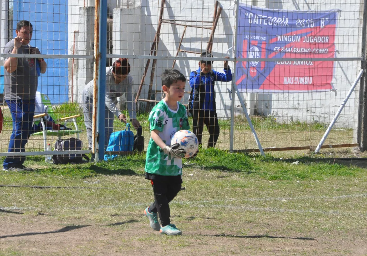 Centro Social vs Defensores de Alberdi vs Juventud Unida Río Cuarto (138)