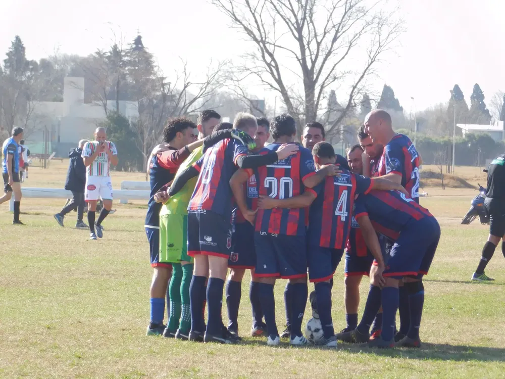 Los Profesionales +43 (2)