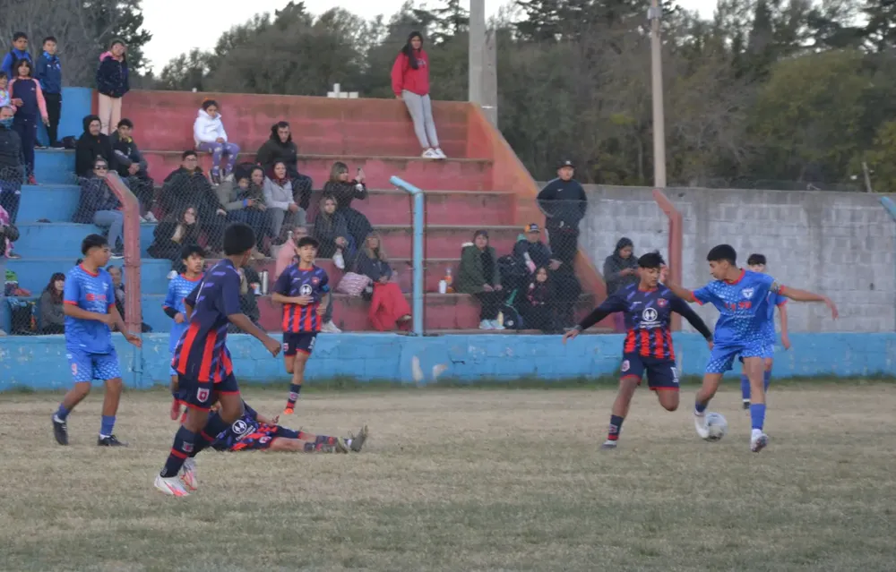 Centro Social vs Correos vs Defensores de Alberdi Socialeritas (128)