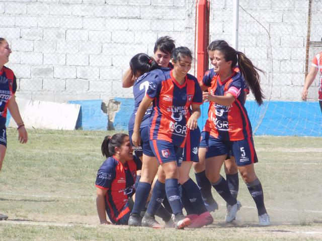 FEMENINO SPORTIVO MUNICIPAL (75)