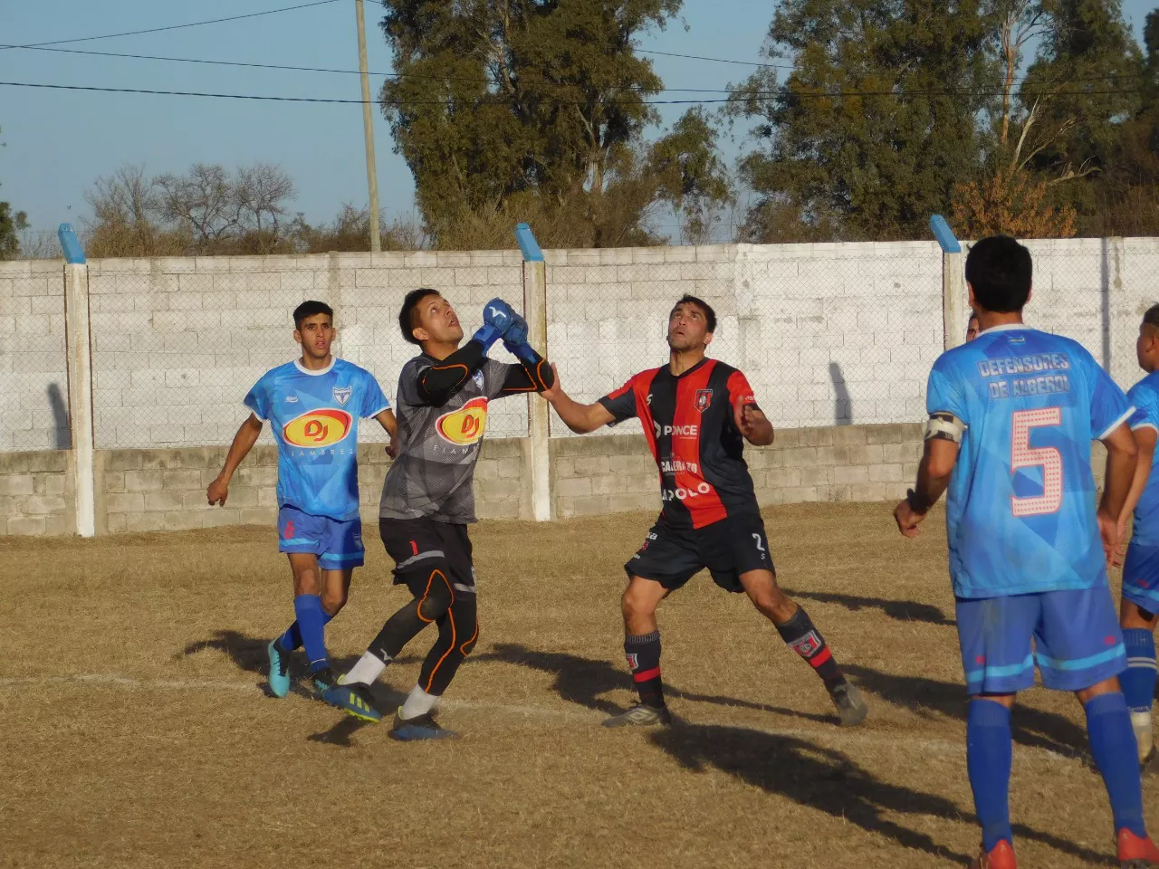 Centro Social vs Defensores de Alberdi (26)