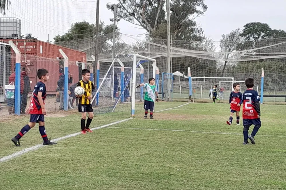 Infanto Juveniles Centro Social San Cayetano Accion Juvenil Banda Norte (440)