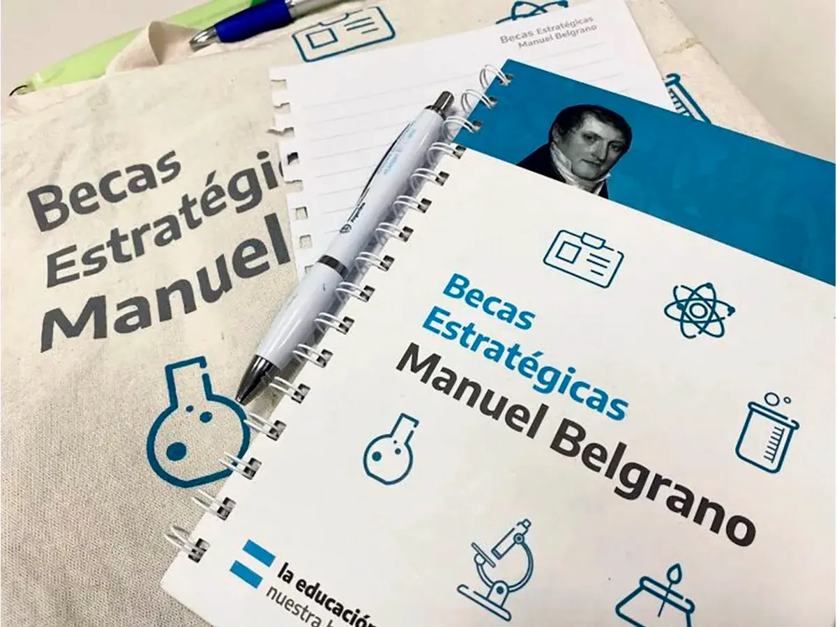 BECAS MANUEL