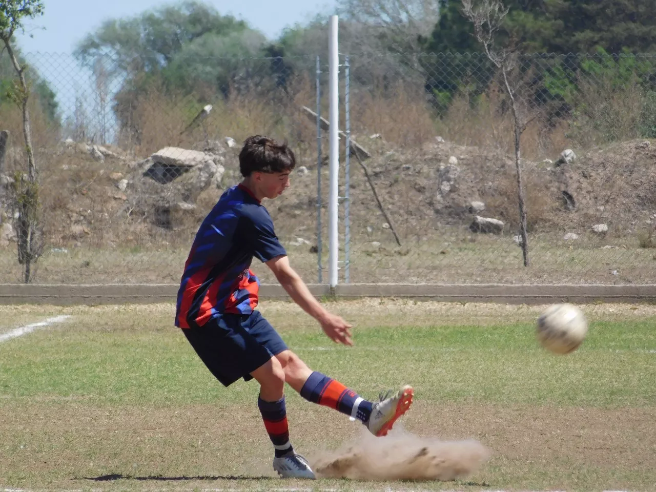 Centro Social vs Alberdi B vs San Cayetano (93)