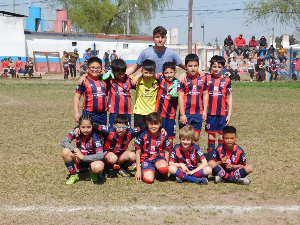 Centro Social Banda Norte Correos Renato Cesarini (67)