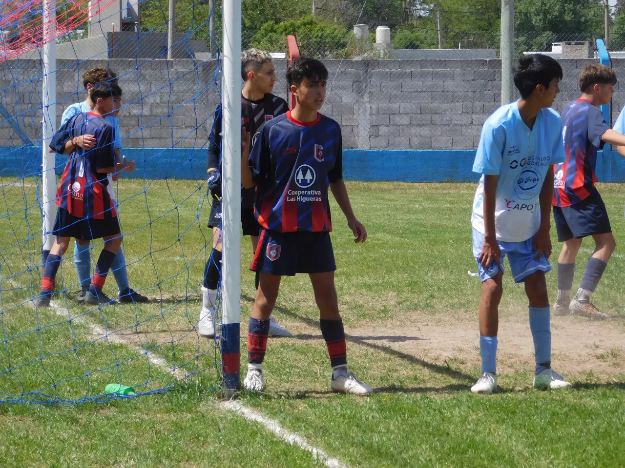 Centro Social Las Higueras Correos y Telecomunicaciones Deportivo Municipal Adela María (144)