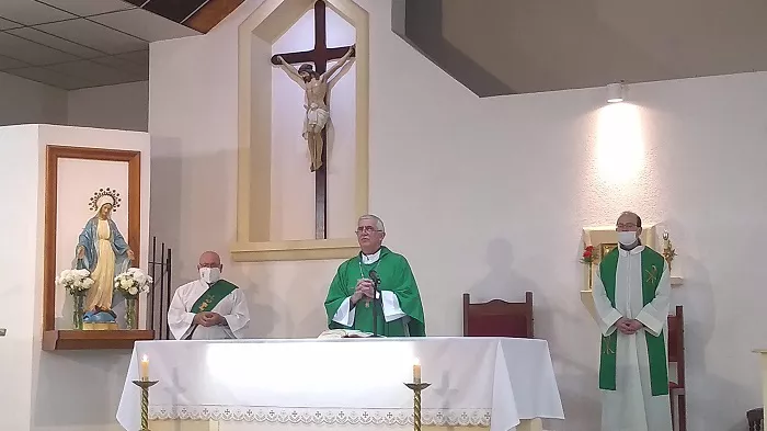 MONSEÑOR URIONA (2)