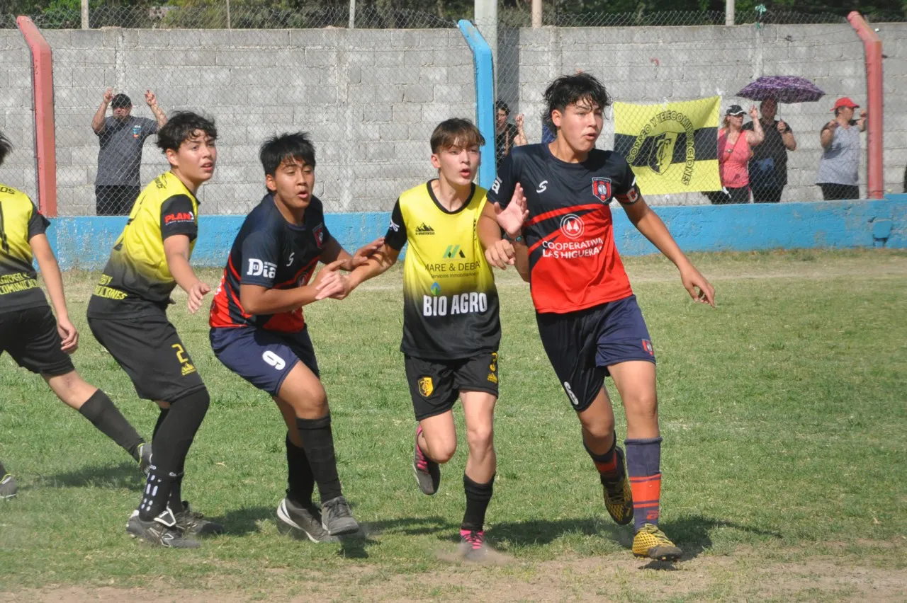 Centro Social Banda Norte B Correos y Telecomunicaciones (194)