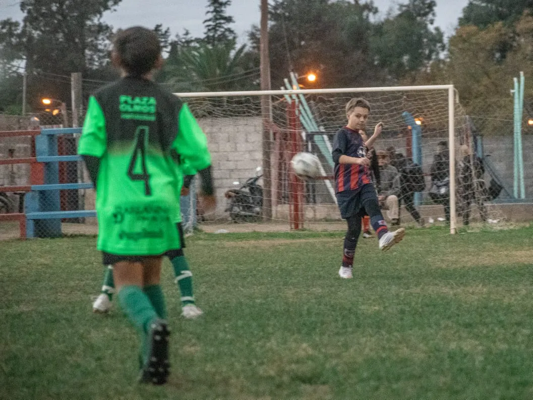Infanto Juveniles Centro Social Vs Banda Norte vs Talleres (20)