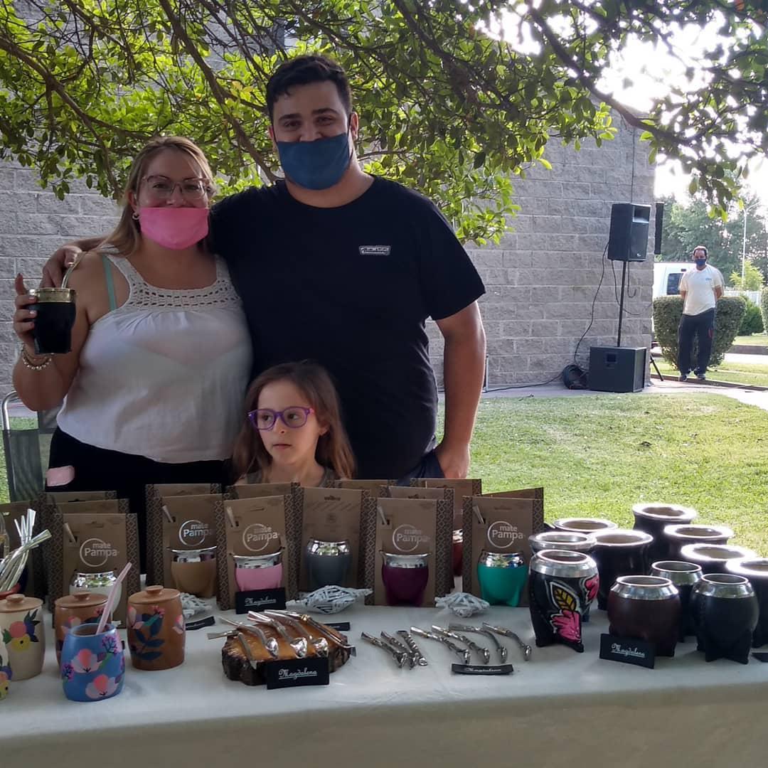 FERIA NAVIDEÑA PRESENCIAL  (8)