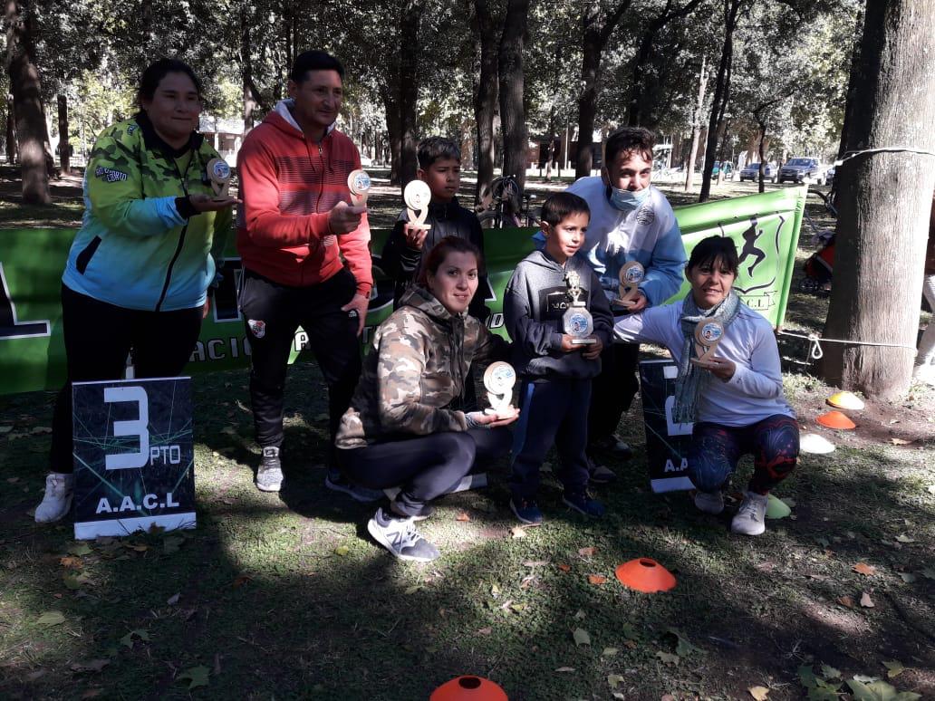 TODOS POR MICKEAS (11)