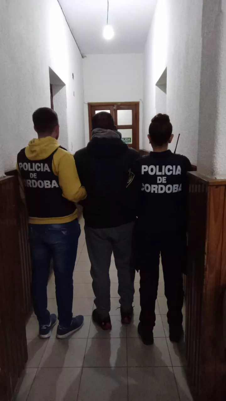 WhatsApp Image 2023-04-14 at 16.45.37