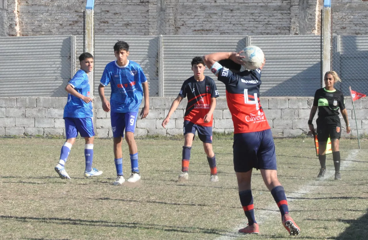 Centro Social vs Defensores de Alberdi vs Juventud Unida Río Cuarto (194)