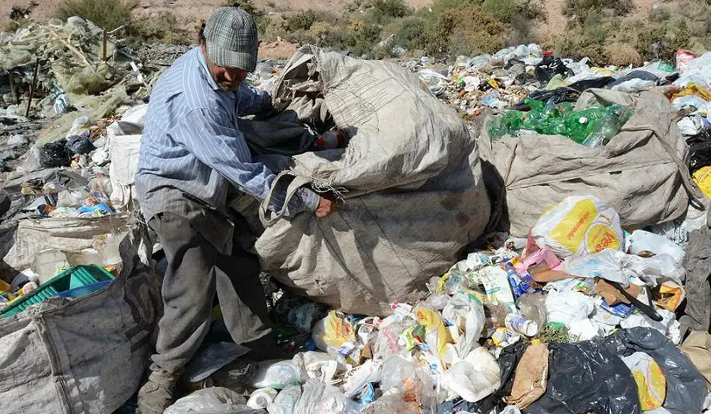 multimedia.grande.b4bc3206a4bab364.706f6272657a6120325f6772616e64652e6a7067