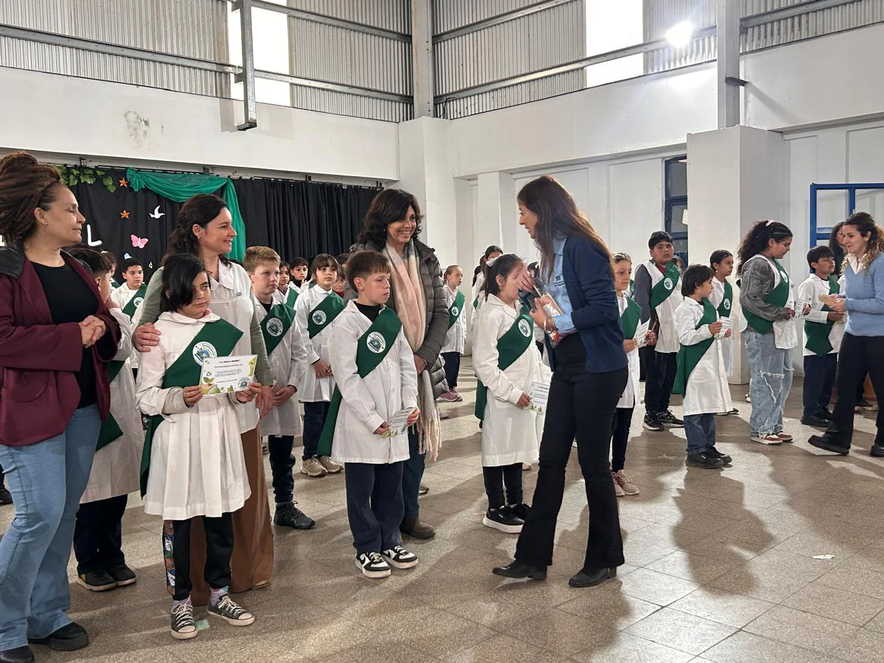 GUARDIANES DEL MEDIO AMBIENTE  ACTO  (13)