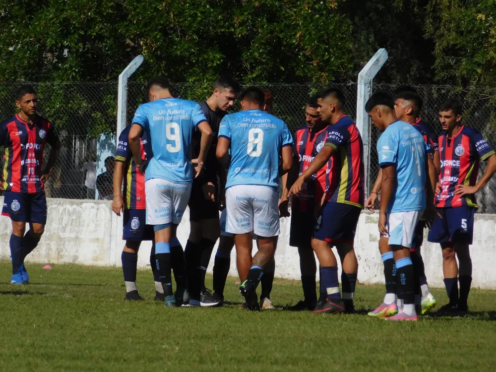 Fecha 3 Centro Social - Estudiantes  (28)