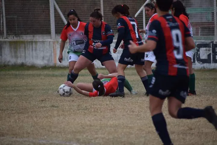 Centro Social Socialeras vs Juventud Unida  (7)